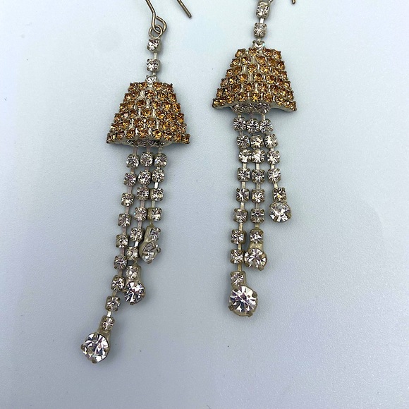 Crystal Dangle Earrings Costume Jewelry - Picture 2 of 2